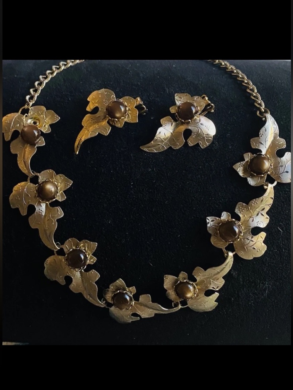 Lot-2-Japanese Leaf Brown Round Cabochon Stones Necklace Earrings Set Gold